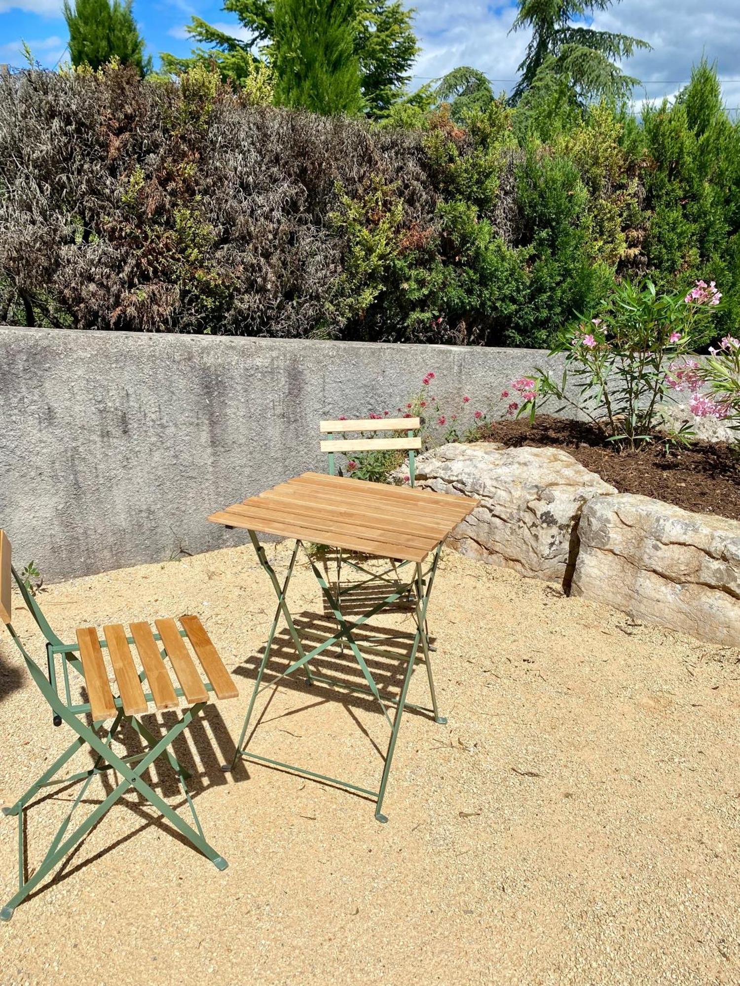 Maison Pour 12P, Piscine A Debordement Chauffee D'Avril A Octobre Inclus Ruoms Exterior photo