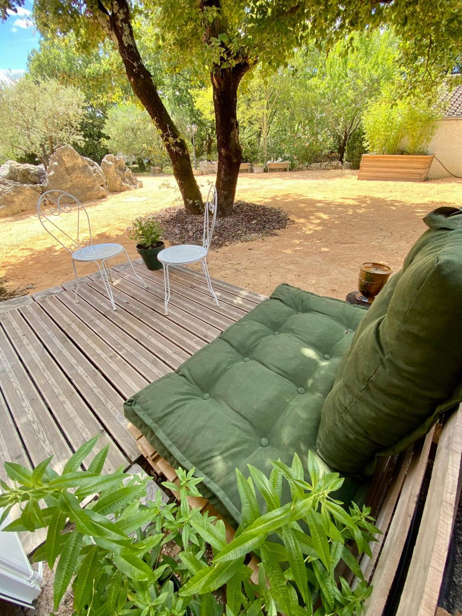 Maison Pour 12P, Piscine A Debordement Chauffee D'Avril A Octobre Inclus Ruoms Exterior photo