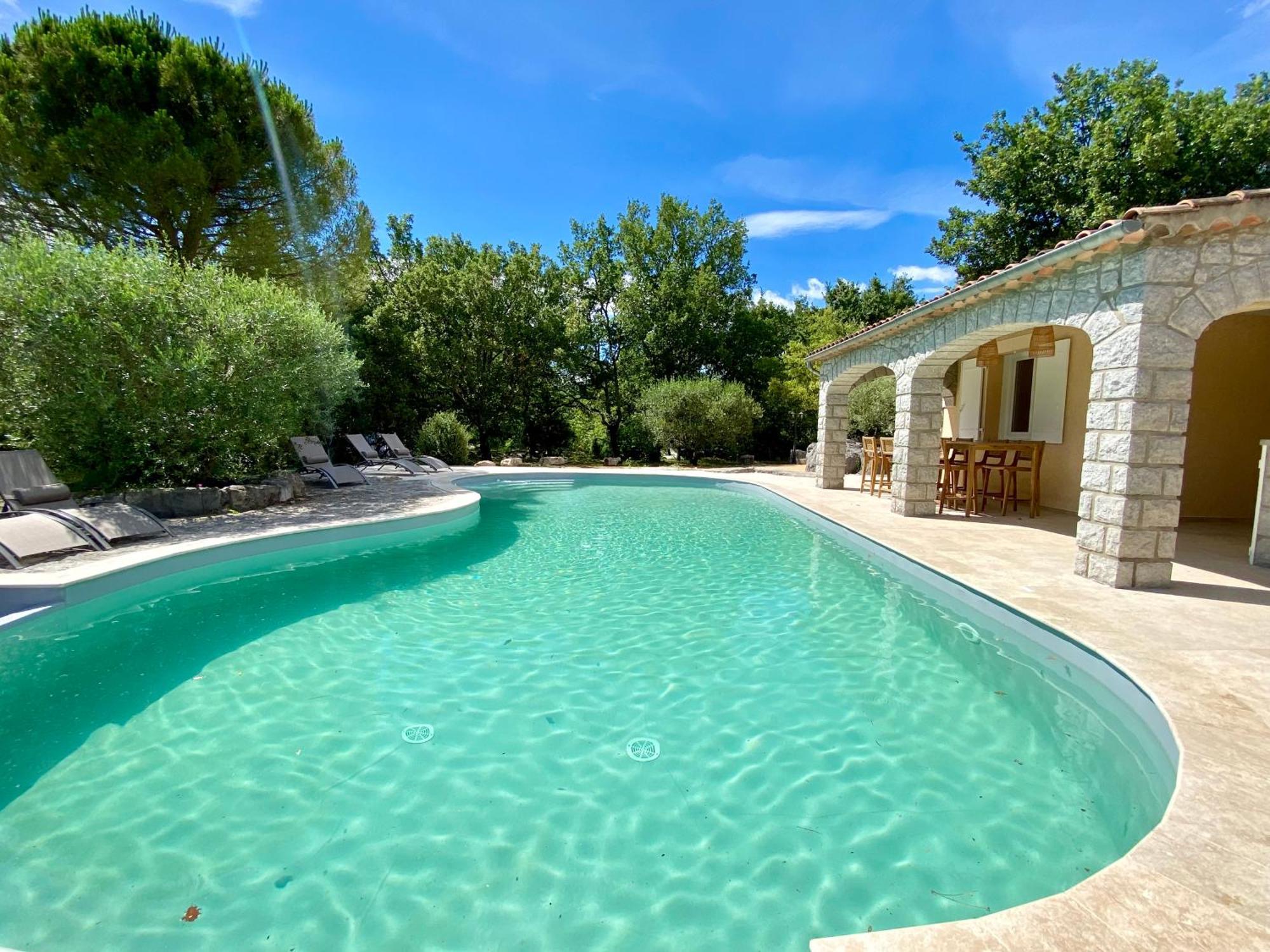 Maison Pour 12P, Piscine A Debordement Chauffee D'Avril A Octobre Inclus Ruoms Exterior photo